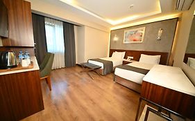 Söğüt Otel  4*